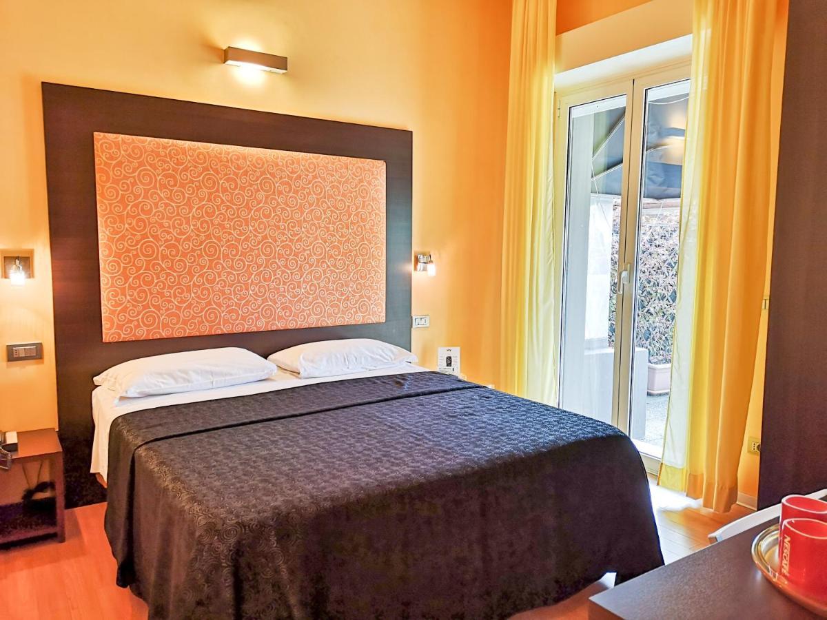 Hotel Perla Riccione Buitenkant foto