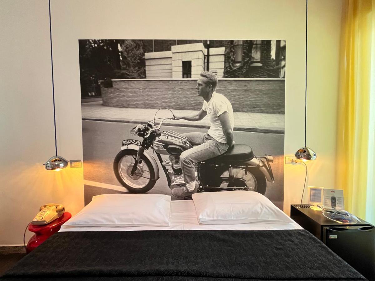 Hotel Perla Riccione Buitenkant foto