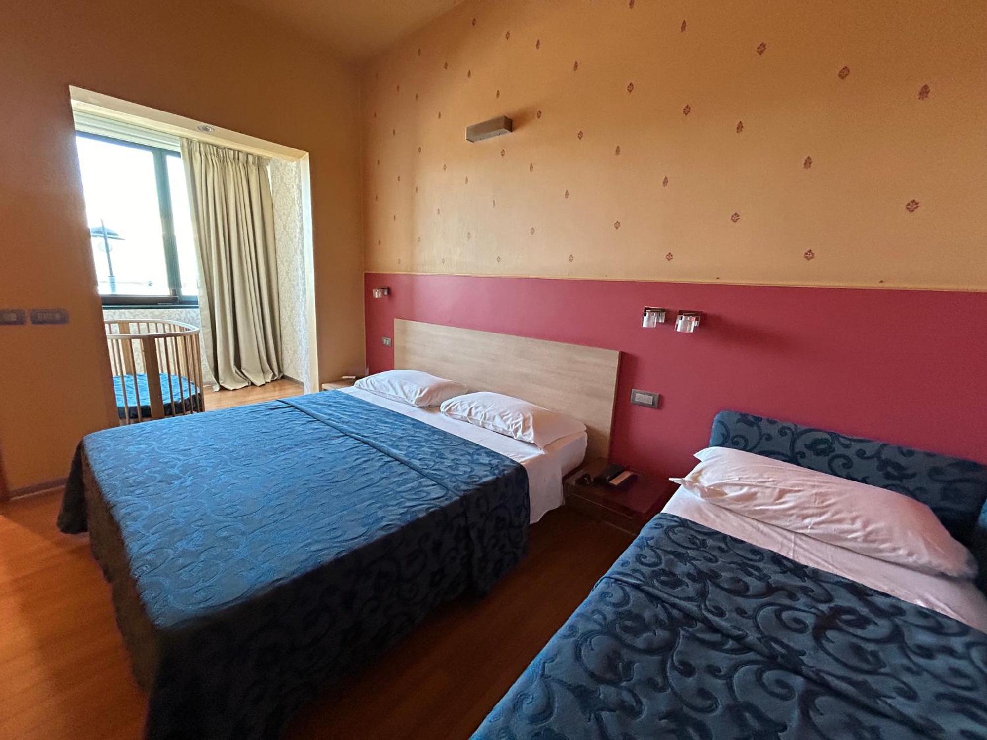 Hotel Perla Riccione Buitenkant foto